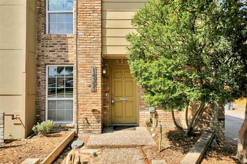14351 Haymeadow Dr, Dallas, TX, 75254-2829 | Card Image
