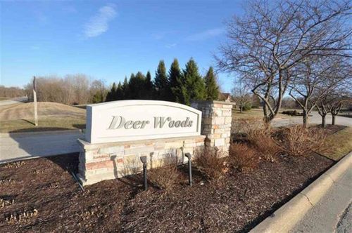 5051 Smokethorn Trl, BELVIDERE, IL, 61008-7208 | Card Image