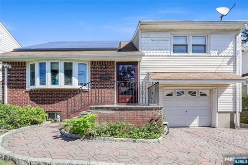 131 Lake St, Englewood, NJ, 07631-4923 | Card Image
