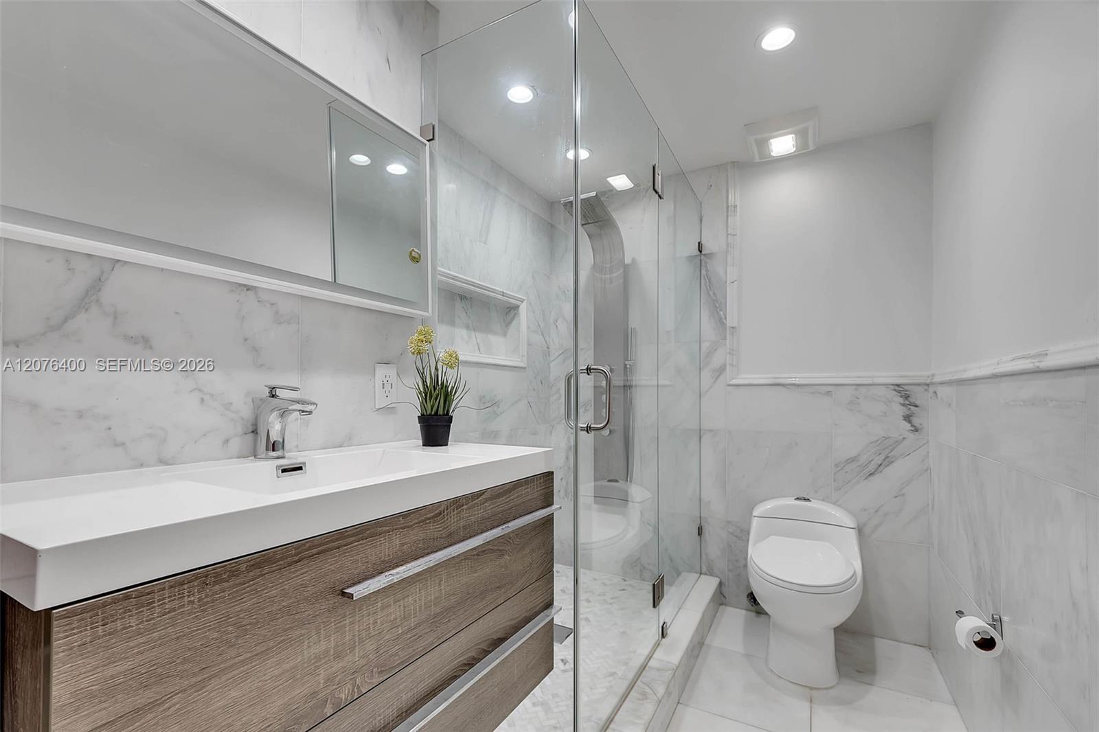 Residential Lease in Miami 3