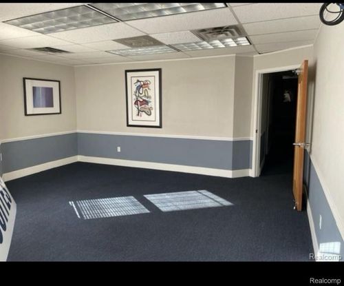 22301 Kelly Rd, Eastpointe, MI, 48021-2619 | Card Image