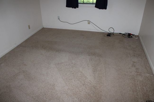 20312 Us Highway 69 S, House other with 4 bedrooms, 2 bathrooms and null parking in Tyler TX | Image 20
