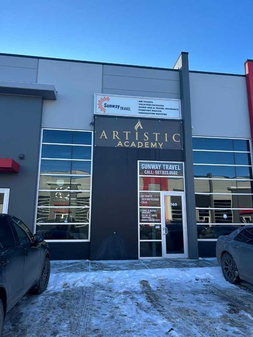 {{alt}} | Card Image