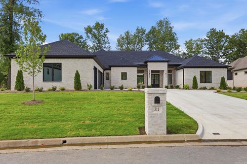 311 Devoe Bend Dr, Maumelle, AR, 72113-7854 | Card Image