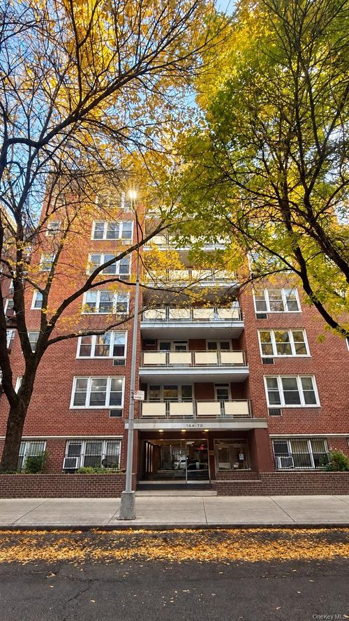 6e-144-70 41st Ave, Flushing, NY, 11355-1534 | Card Image