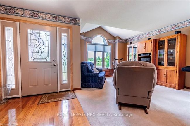 601 Bunting Rd, House other with 3 bedrooms, 2 bathrooms and 6 parking in Saint Catharines ON | Image 4
