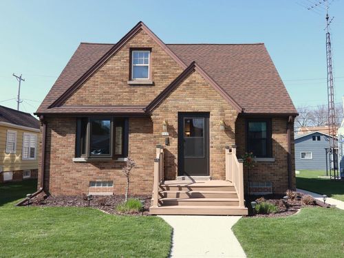 1124 Main Avenue, Sheboygan, WI, 53083 | Card Image