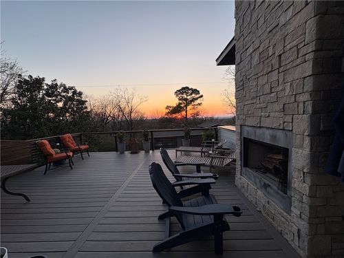 604 N Vinson Ave, Fayetteville, AR, 72701-3657 | Card Image