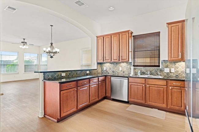 UNIT-604 - 2210 Onion Creek Pkwy, Condo with 2 bedrooms, 2 bathrooms and 2 parking in Austin TX | Image 7