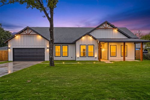 10511 Casnett Dr, Dallas, TX, 75217-7925 | Card Image