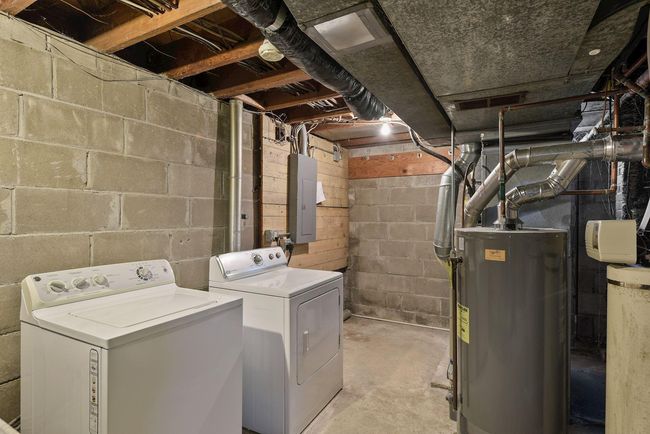 720 Wayzata Blvd E, House other with 2 bedrooms, 2 bathrooms and null parking in Wayzata MN | Image 18