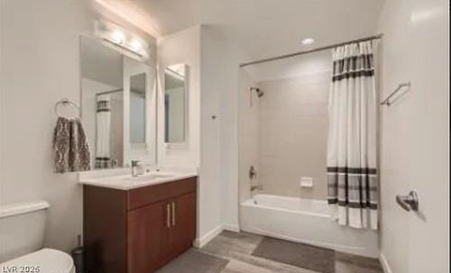 636-353 E Bonneville Ave, Las Vegas, NV, 89101-6622 | Card Image