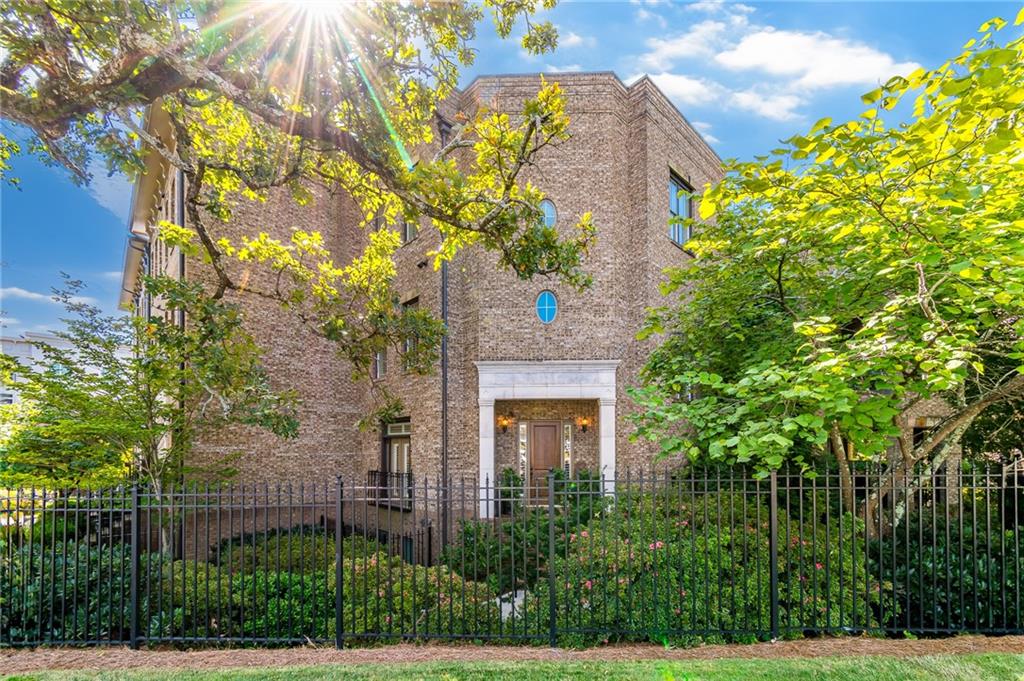 Habersham Rd, Atlanta, GA 30305