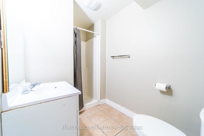 1891 Dalhousie Cres, House other with 4 bedrooms, 3 bathrooms and 1 parking in Oshawa ON | Image 28