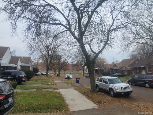 11993 Payton St, Detroit, MI, 48224-1523 | Card Image