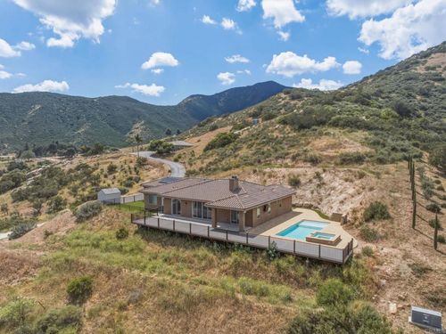 1910 Harbison Canyon Rd, El Cajon, CA, 92019 | Card Image