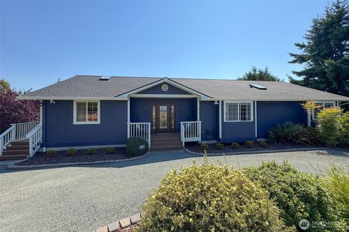 2716 Kitchen Dick Rd, Sequim, WA, 98382-9538 | Card Image