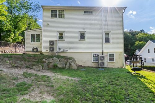 35 Mumford St, Coventry, RI, 02816-7753 | Card Image