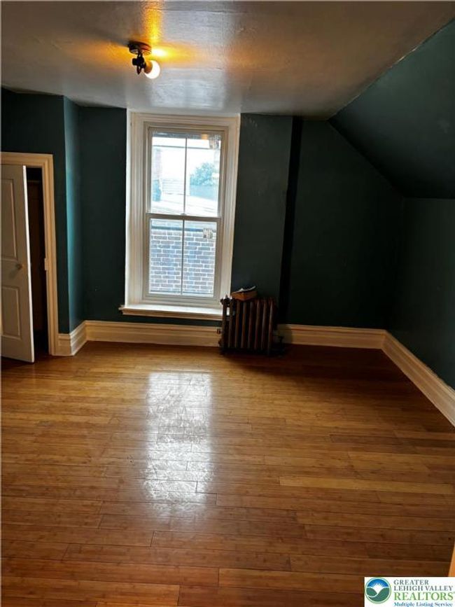 2 - 220 N 4 Th St, Condo with 5 bedrooms, 2 bathrooms and null parking in Allentown PA | Image 17