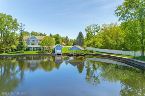 38778 N Ackerman Rd, Antioch, IL, 60002-9701 | Card Image