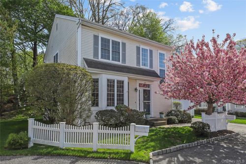 65 Eldorado Ct, White Plains, NY, 10603-1558 | Card Image