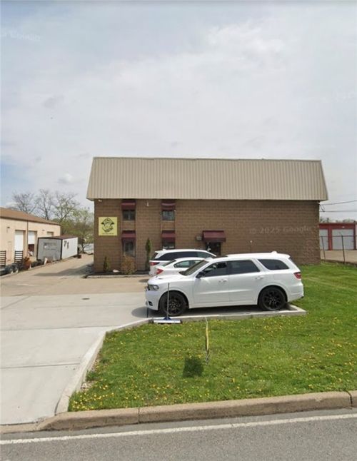 5425 Enterprise Blvd, Bethel Park, PA, 15102-2567 | Card Image
