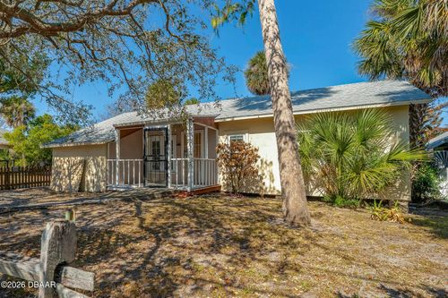 327 Mobile Ave, Daytona Beach, FL, 32118-4734 | Card Image