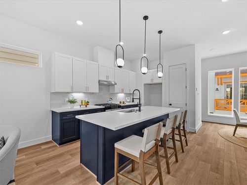 c-1802 Del Norte St, Houston, TX, 77018 | Card Image