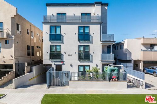 301-1429 S Bedford Street, Los Angeles, CA, 90035 | Card Image