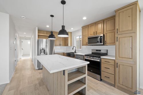 4309 Circlewood Dr, RAPID CITY, SD, 57703-6377 | Card Image