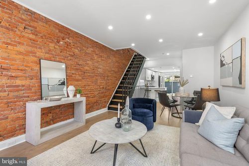 2218 S Bouvier St, PHILADELPHIA, PA, 19145-3807 | Card Image