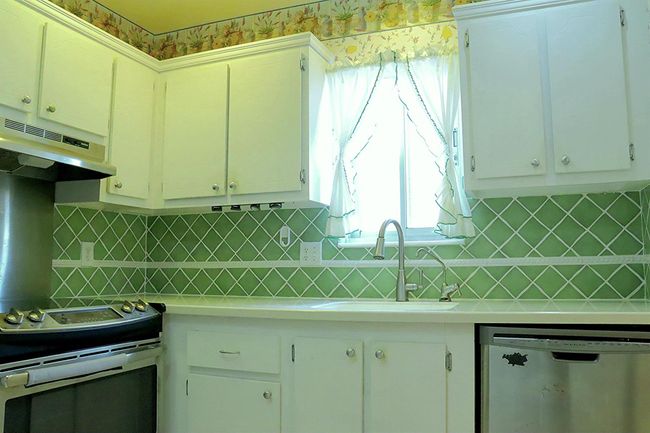 APT-105 - 2532 Boundbrook Dr S, Condo with 2 bedrooms, 2 bathrooms and null parking in Palm Springs FL | Image 7