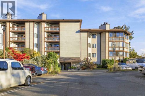 204-69 Gorge Road W, Saanich, BC, V9A1L9 | Card Image