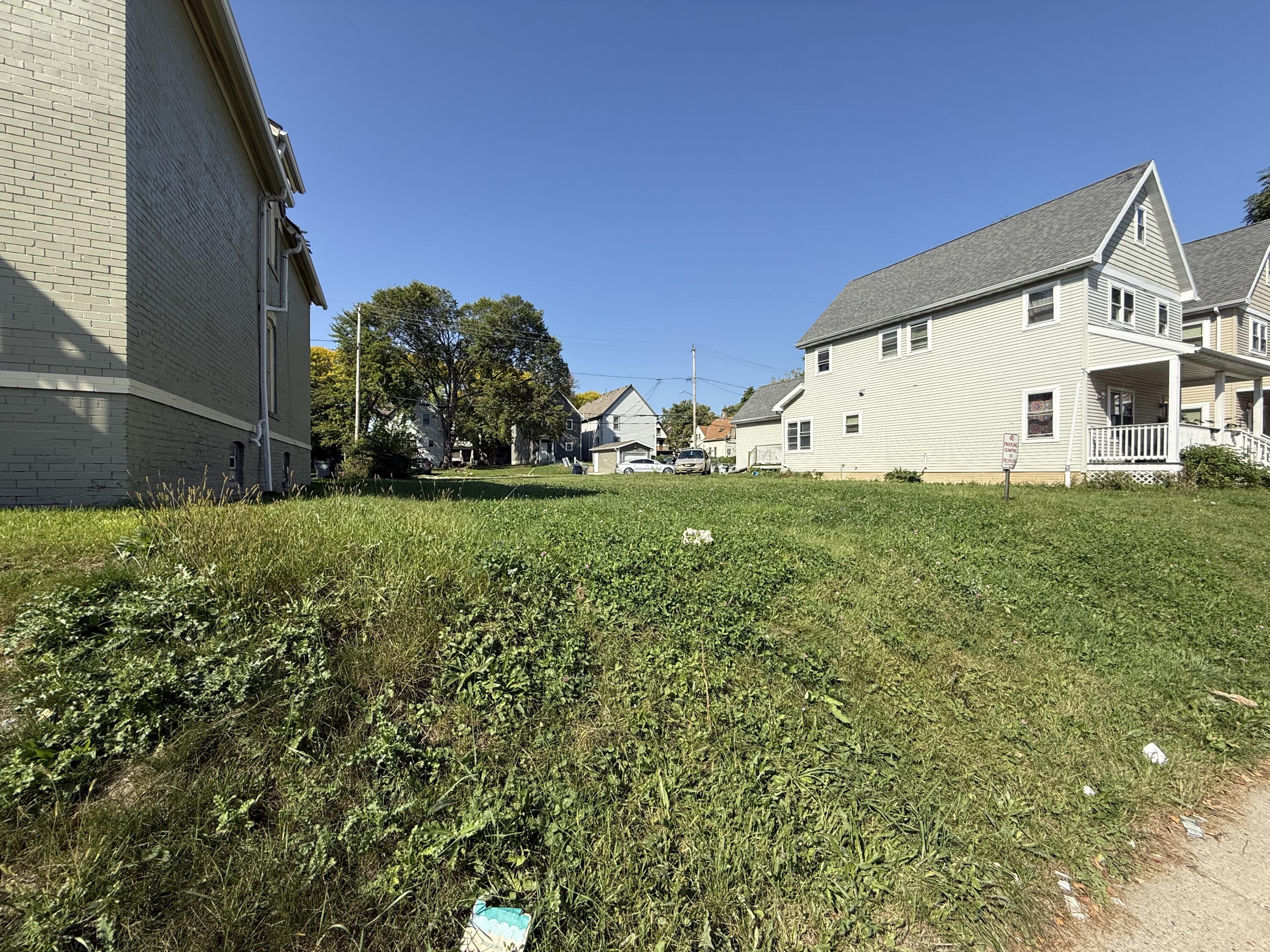 Land in Milwaukee 3