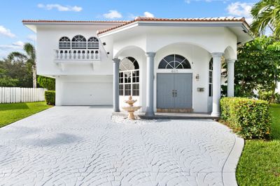 Gorgeous and inviting Main house #1. 3400 sq ft of 2002 home that contractor/owner built for himself/family. TOP NOTCH. Impact widows/doors throughout. | Image 2