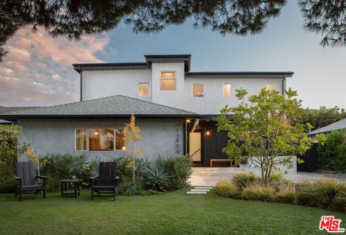 12906 Warren Ave, Los Angeles, CA, 90066-1746 | Card Image