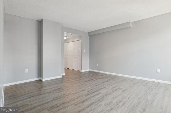 APT-806 - 28 Allegheny Ave, Condo with 2 bedrooms, 1 bathrooms and null parking in TOWSON MD | Image 4