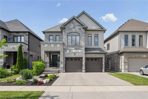 606 Pinery Trail, Waterloo, ON, N2V2Y6 | Card Image