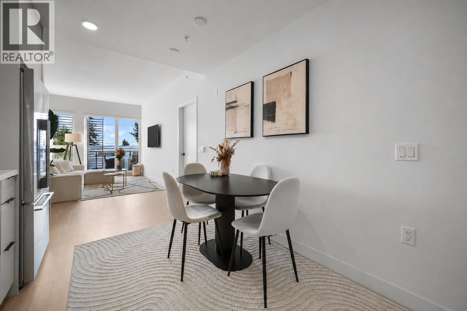 Residential in North Vancouver 4