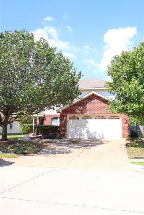 129 Centennial Pl, Crowley, TX, 76036-4031 | Card Image