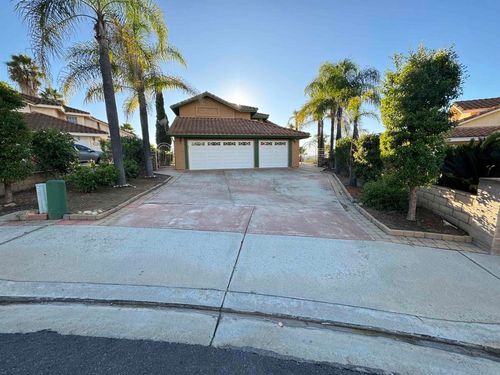 842 Porter Way, Fallbrook, CA, 92028 | Card Image