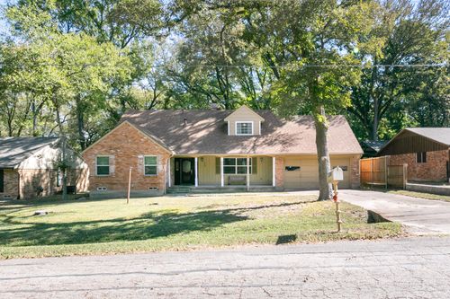 1208 Cedarbrook Trl, Lancaster, TX, 75146-3402 | Card Image