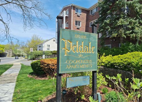 3r-838 Pelhamdale Ave, New Rochelle, NY, 10801-1032 | Card Image