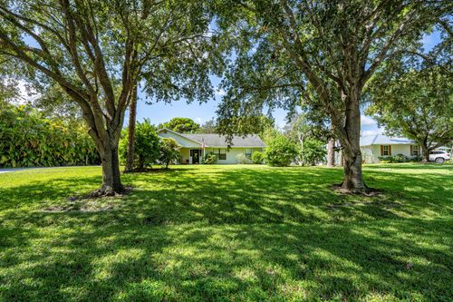 960 Ne Juniper Pl, Jensen Beach, FL, 34957-5078 | Card Image
