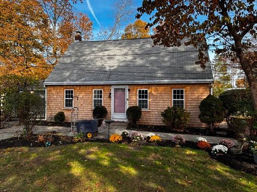 209 Lake Shore Dr, Weymouth, MA, 02189-1538 | Card Image