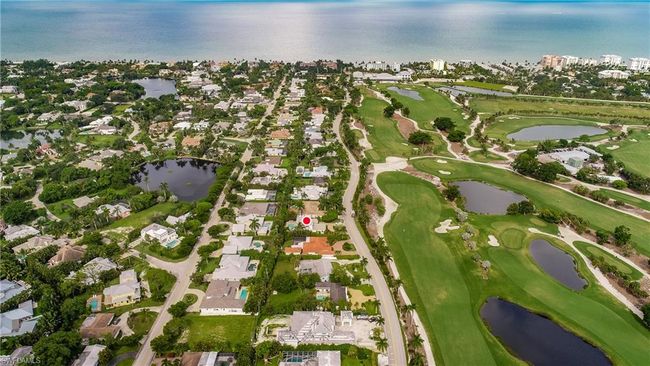 586 South Golf Dr, House other with 4 bedrooms, 3 bathrooms and null parking in Naples FL | Image 45