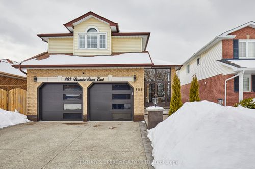 803 Beatrice St E, Oshawa, ON, L1K2H8 | Card Image