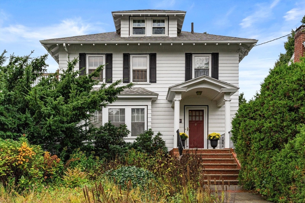 Navarre St, Roslindale, MA 02131