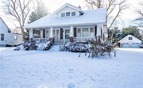 5879 Public Rd, Macon, IL, 62544-7198 | Card Image