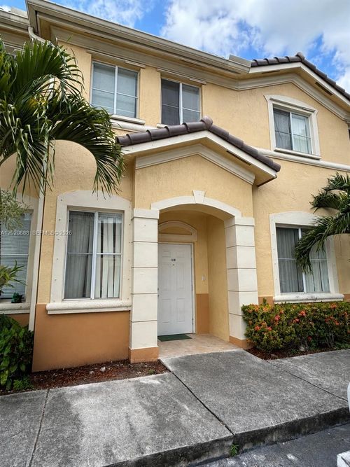 q101-6920 Nw 177th St, Hialeah, FL, 33015-6264 | Card Image